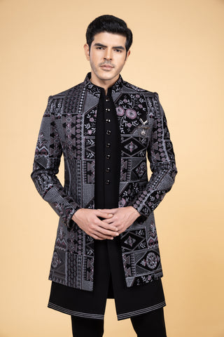 An ideal indian outfit fit for wedding parties