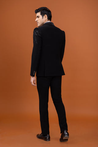 BLACK ESSANCE TUXEDO