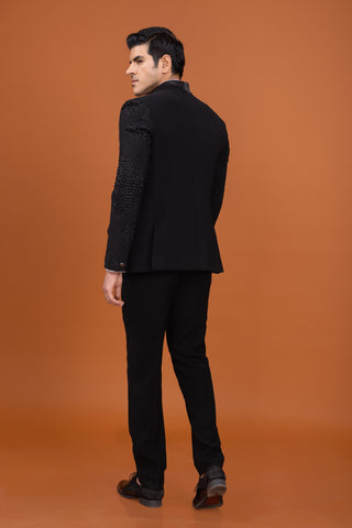 BLACK PENTAGON STONE TUXEDO