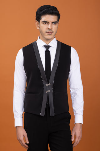 BLACK CHARM TUXEDO