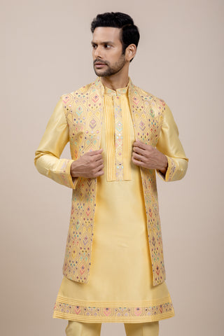 Men yellow Outfit For Men Wedding Kurta Set