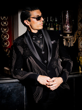 BLACK DYNASTY TUXEDO