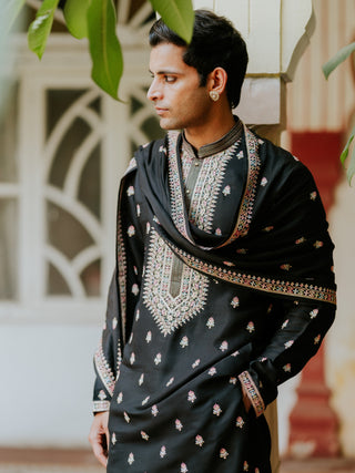 ZORAVAR ROYAL BLACK SILK KURTA PAJAMA